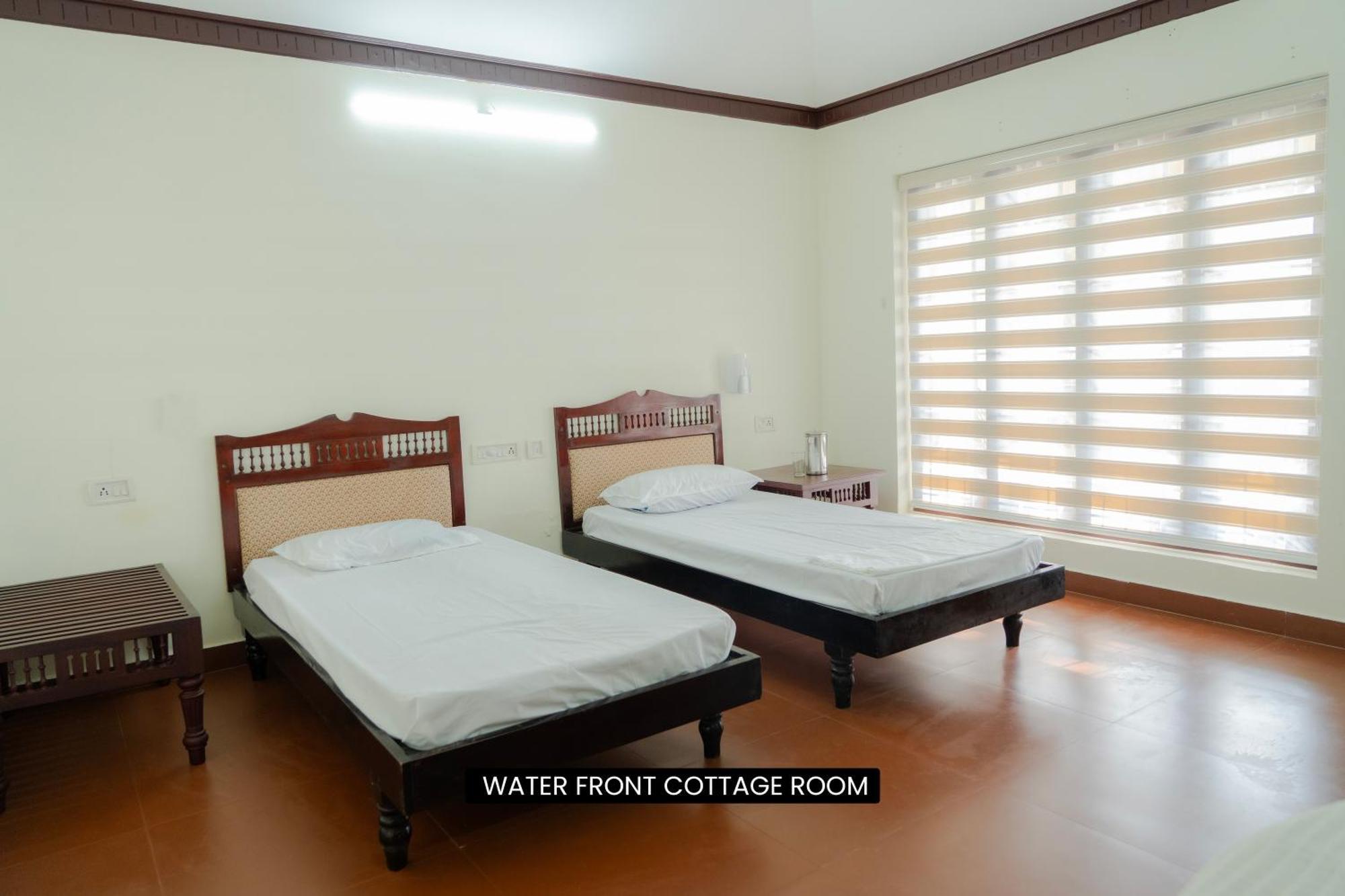 Dhathri Ayurveda Resort And Panchakarma Centre Kayankulam ภายนอก รูปภาพ